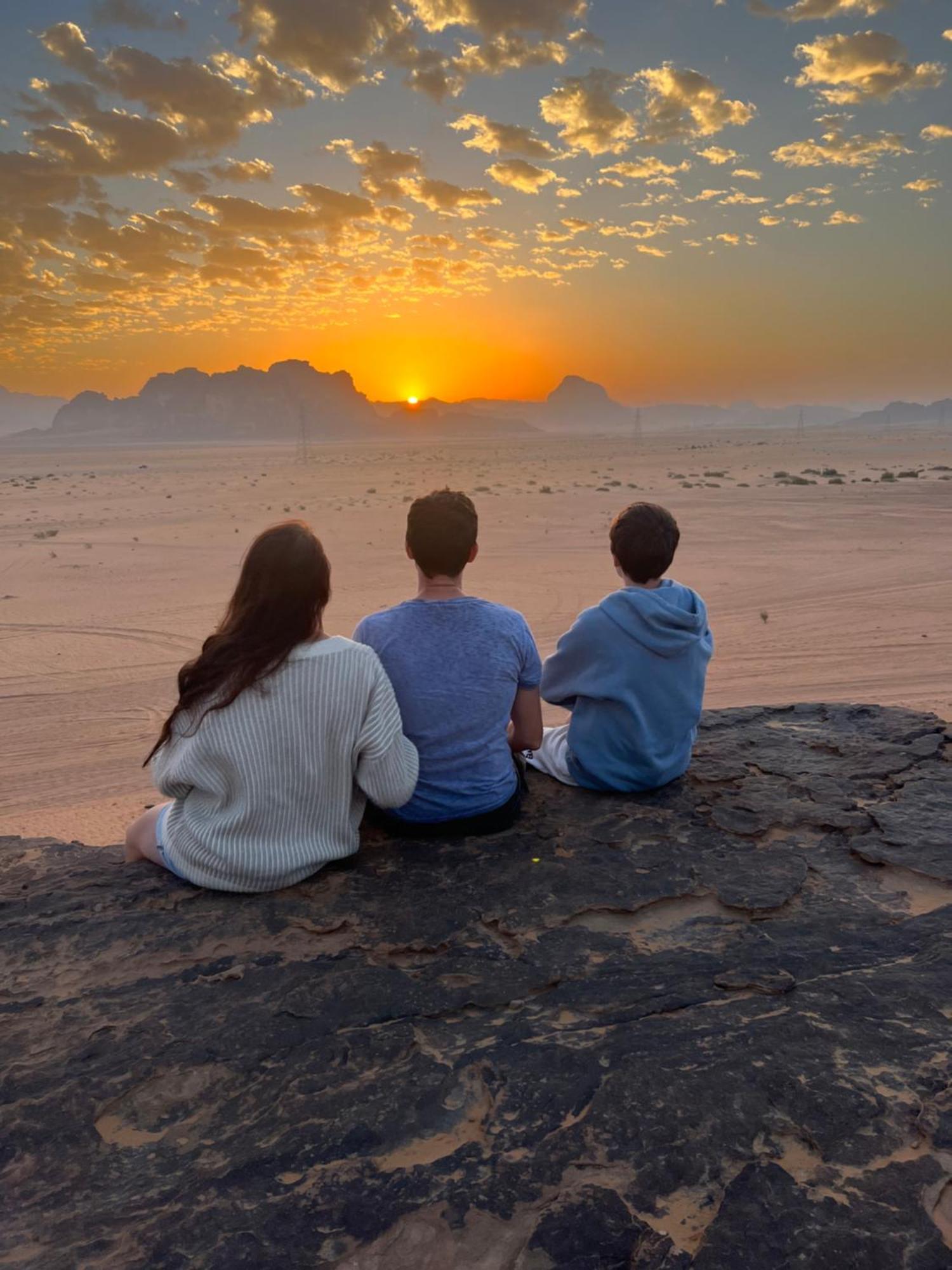 Wadi Rum Rose Luxury Camp Exteriör bild