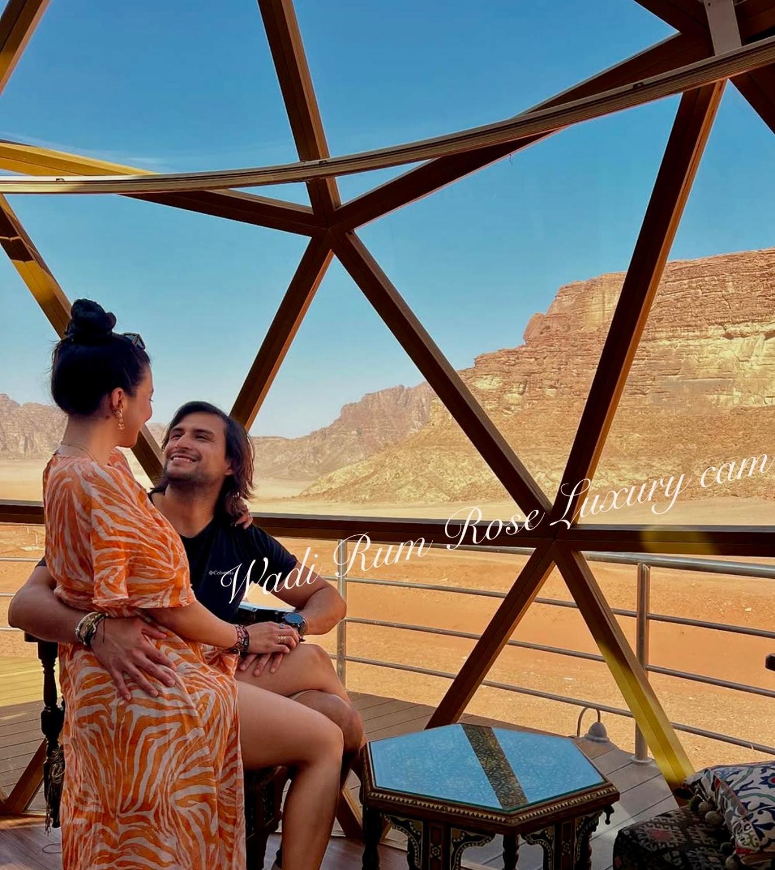 Wadi Rum Rose Luxury Camp Exteriör bild