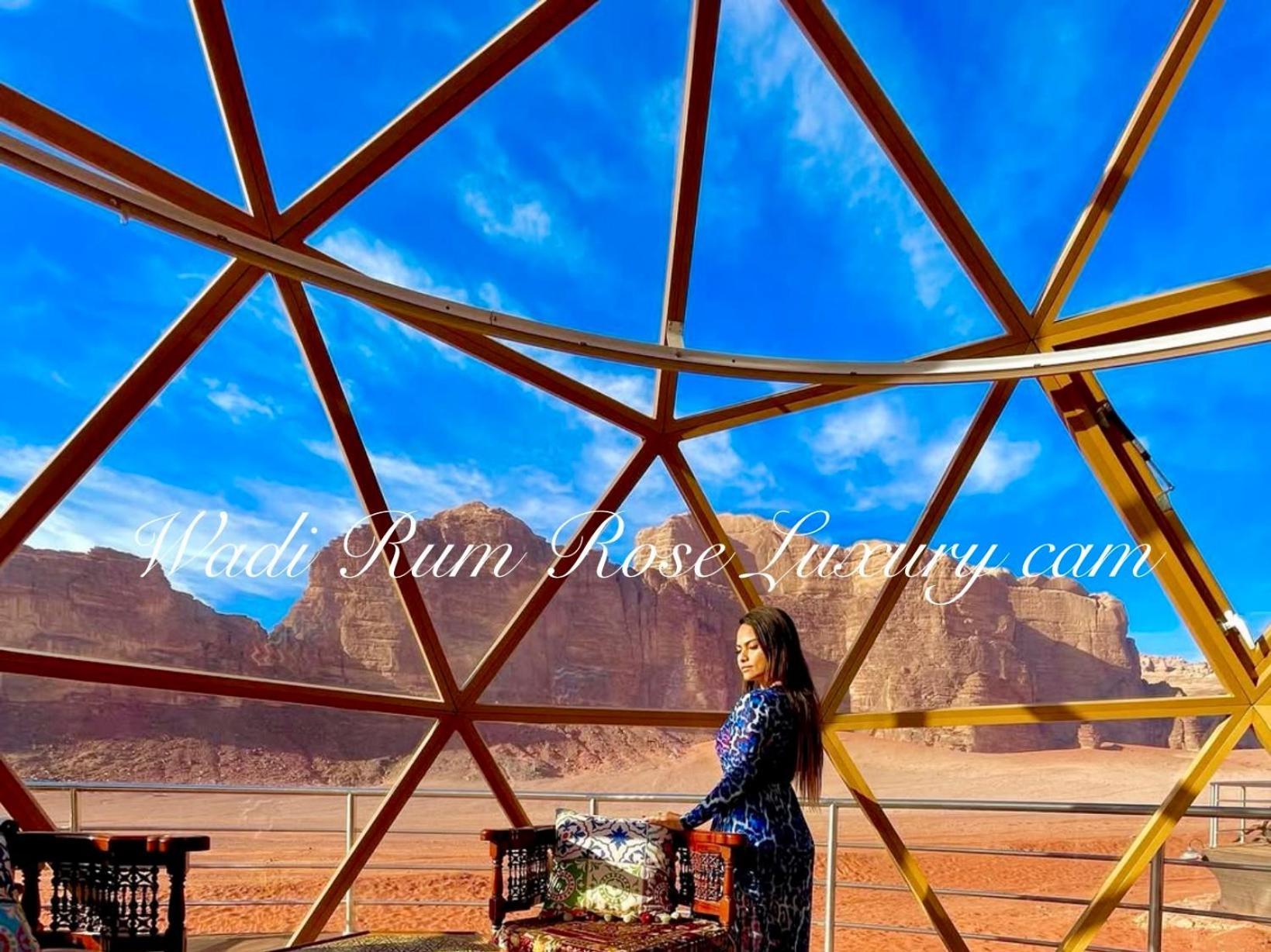 Wadi Rum Rose Luxury Camp Exteriör bild