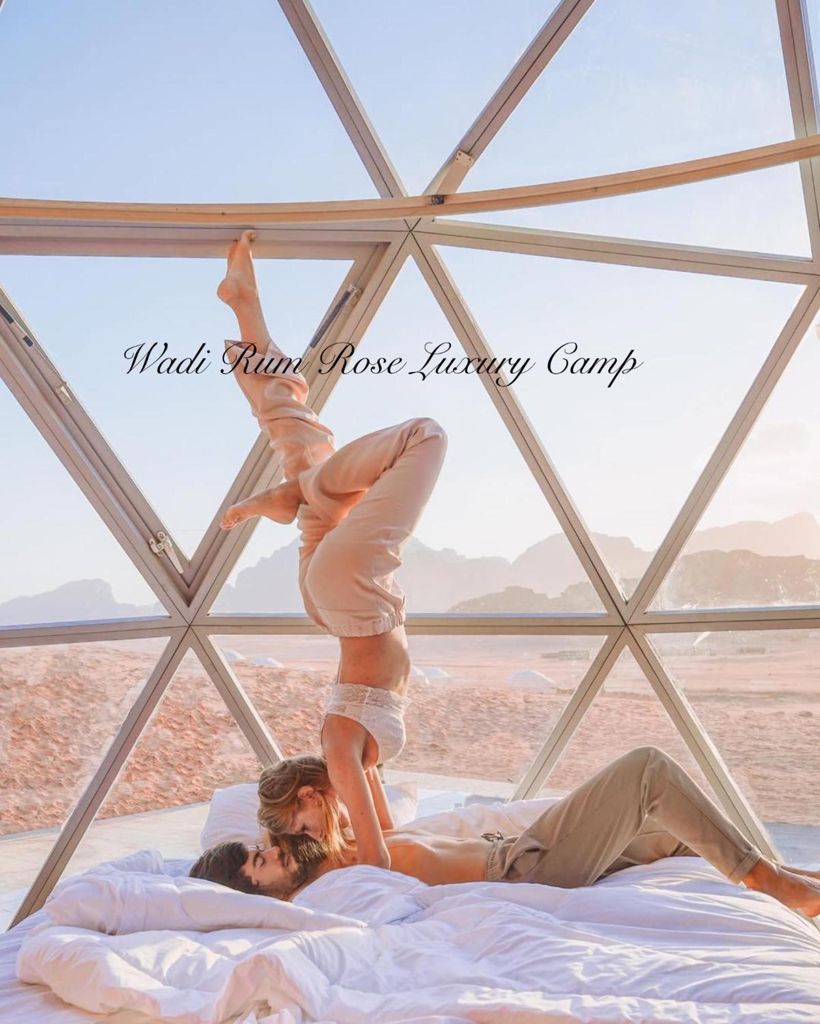 Wadi Rum Rose Luxury Camp Exteriör bild
